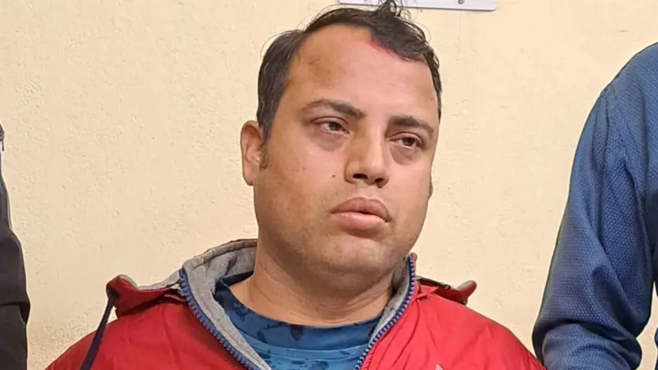 Puri excise inspector who ‘exposed’ cop-liquor mafia nexus now trapped by Vigilance for graft