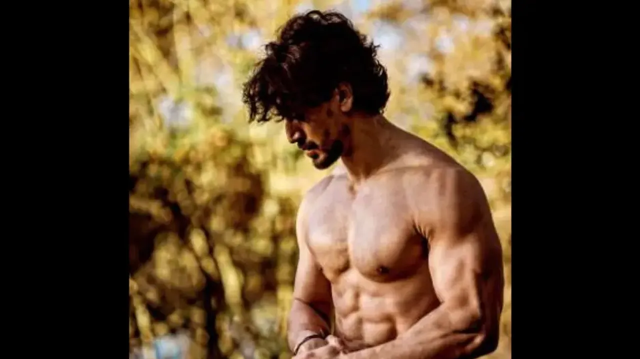 Tiger Shroff dances his heart out to ‘Naatu Naatu’ after big win in Golden Globes 2023
