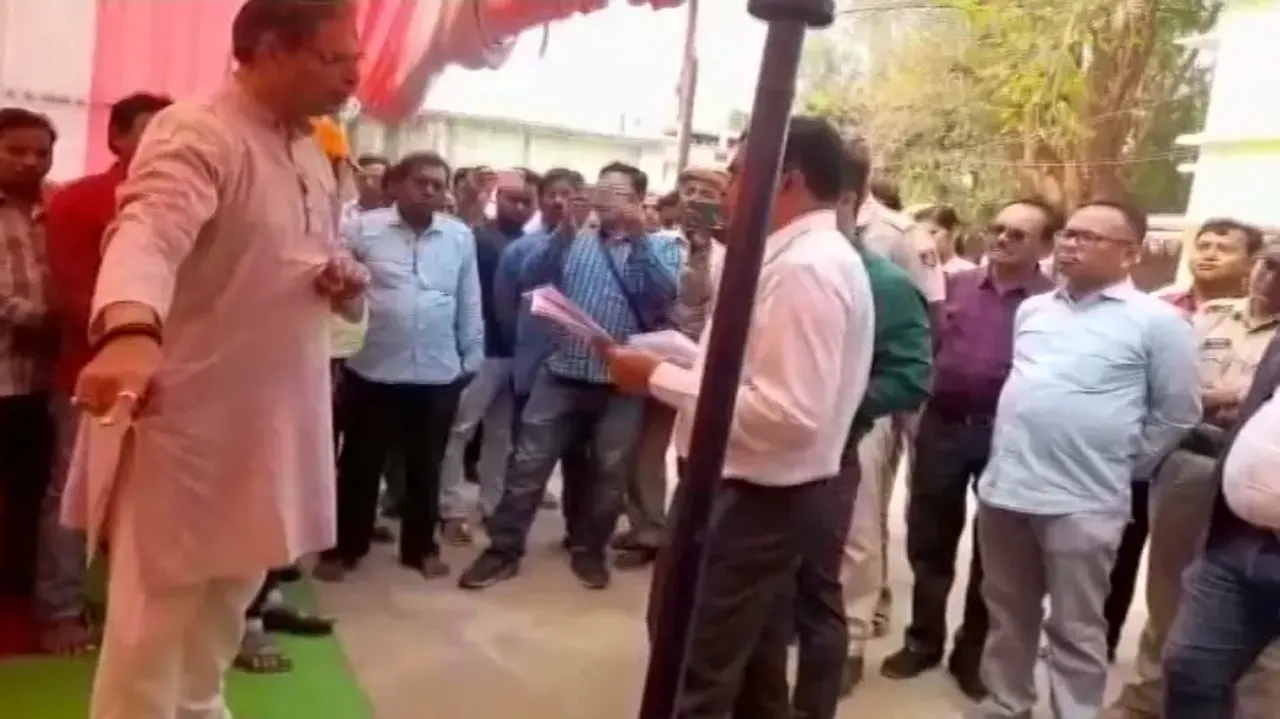 BJP leader KV Singh Deo gets into heated argument with BDO