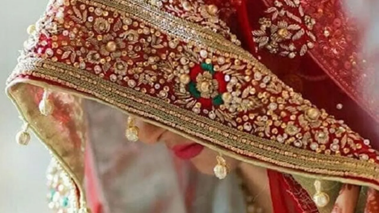 Jilted lover shoots bride on wedding stage for marrying another person