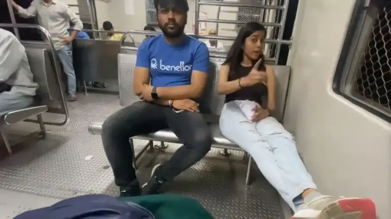 ‘Dabangiri’ of lawyers on board local train leaves internet shocked, watch