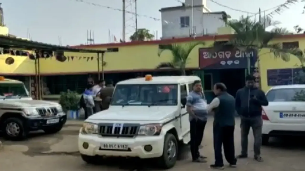 Firing over suspected ‘love affair’ leaves three of family critical in Athagarh