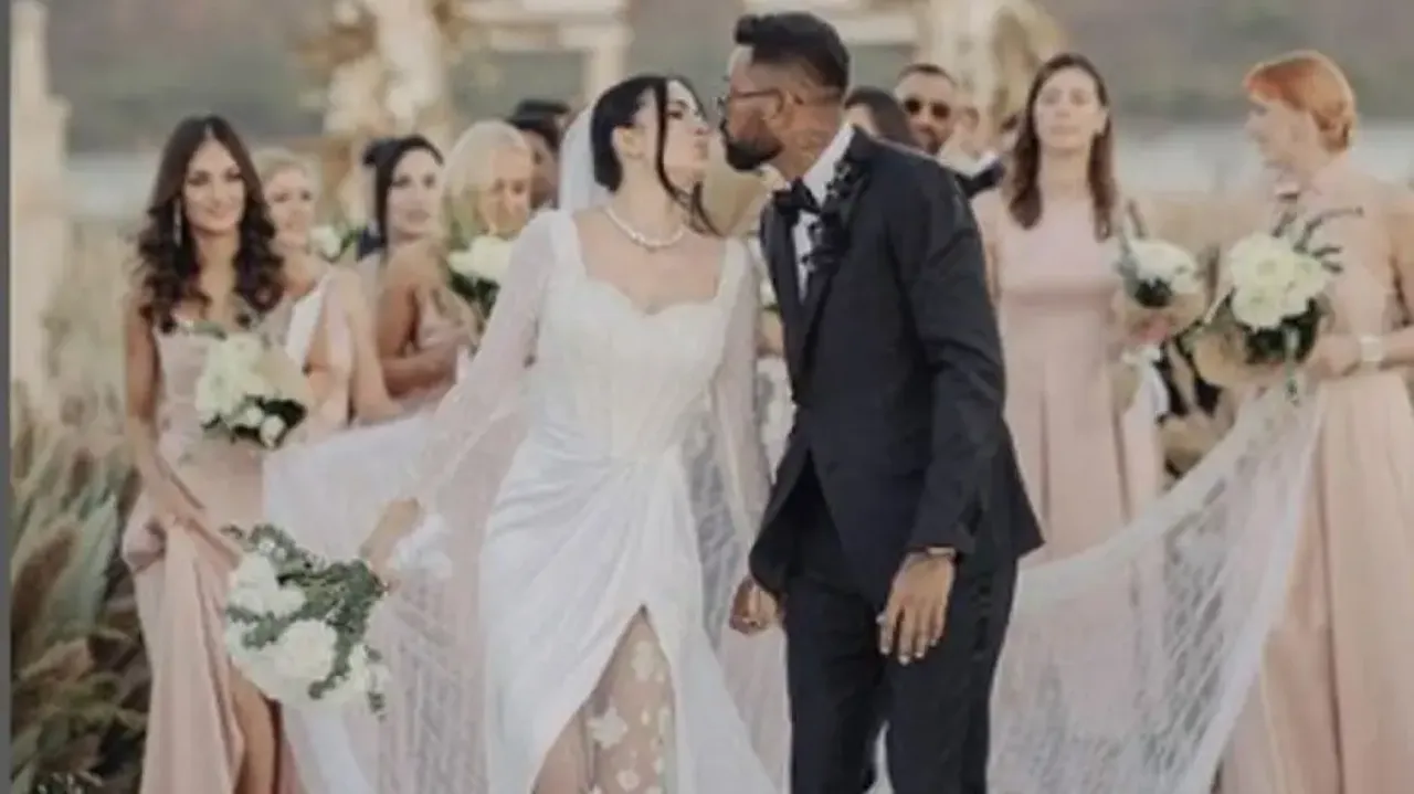 Hardik Pandya & Natasha Stankovic’s remarriage pics take internet by storm