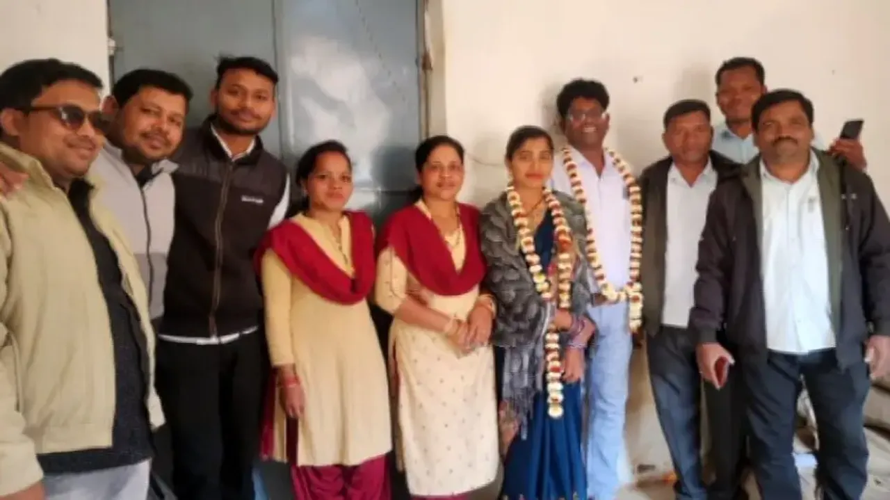 Odisha teacher remarries on school premises, first wife lodges FIR after pics go viral