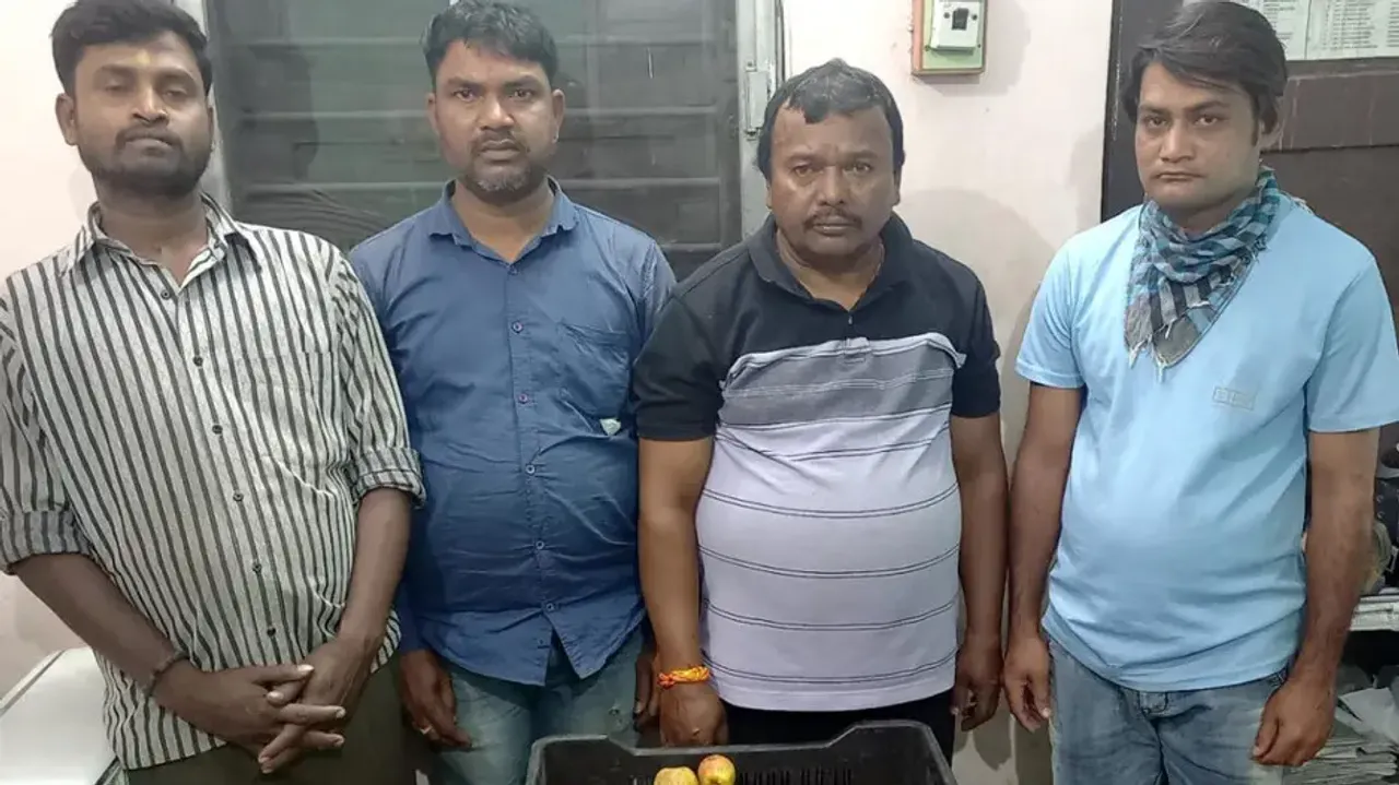 Cuttack fruit sellers land in jail for selling rotten fruits to customers