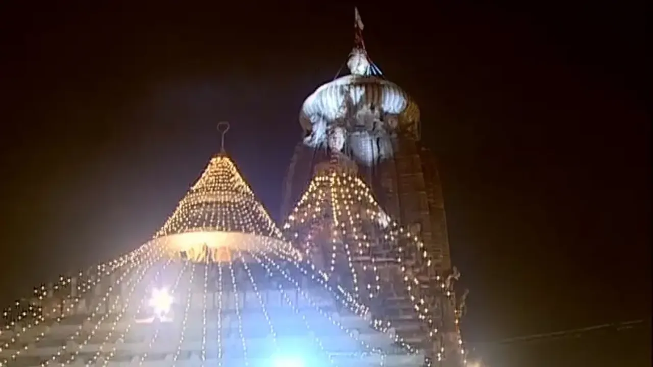 Maha Shivratri: Delay in Mahadipa lifting ritual at Lingaraj Temple hurts devotees’ sentiments, trig