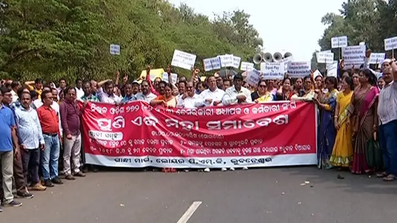Odisha Plus 2 exam: 662 category teachers’ strike worries students 