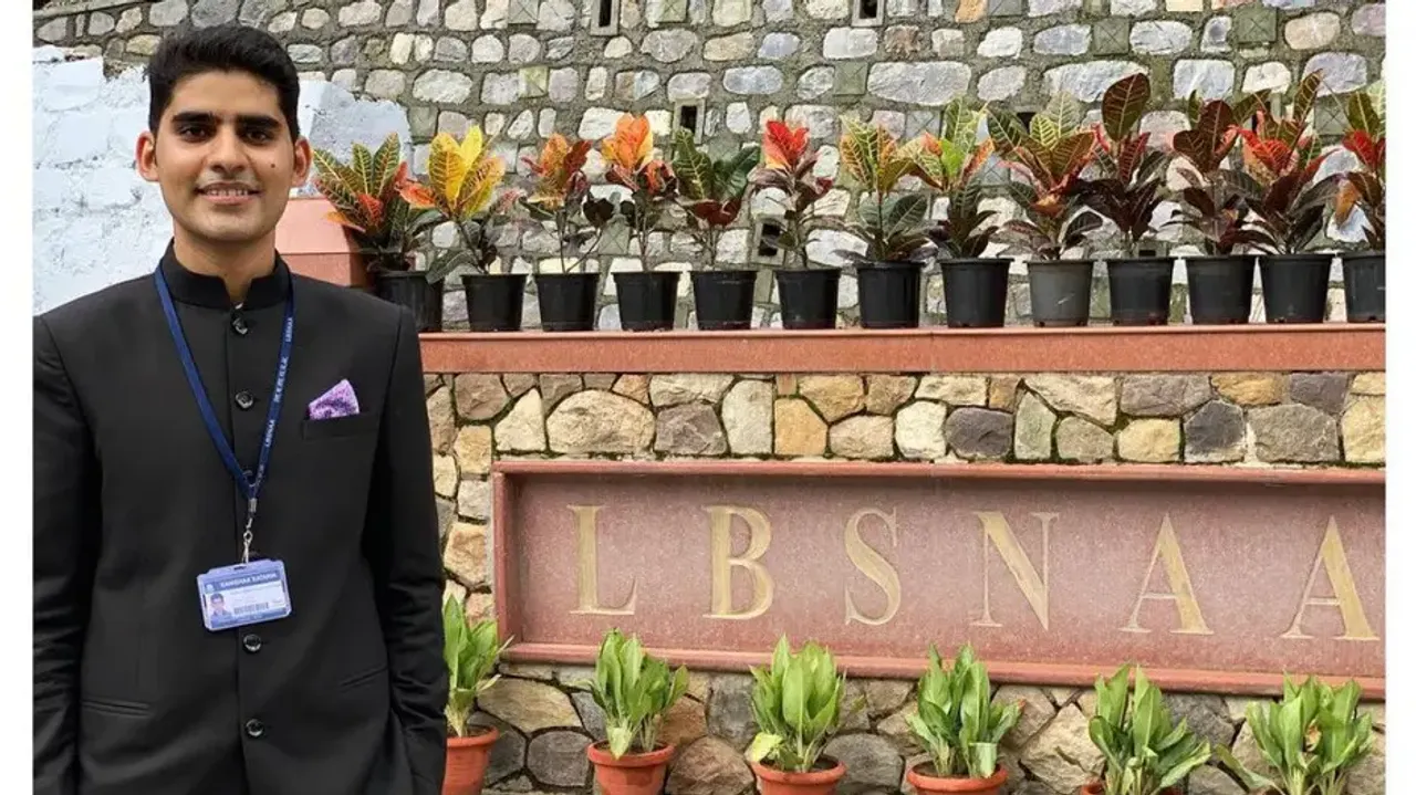 Inspiring journey of IAS Kanishak Kataria, an IIT graduate who left high-paying job and cracked UPSC