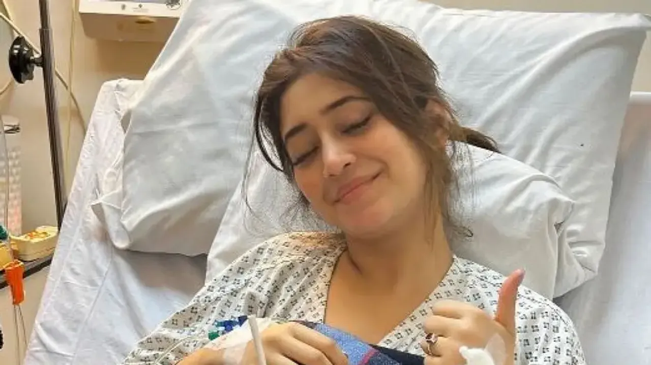 Telly queen Shivangi Joshi suffering from kidney infection, hospitalised