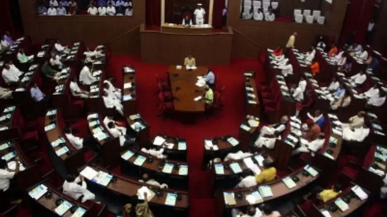 Ruckus in Odisha Assembly over drivers' strike