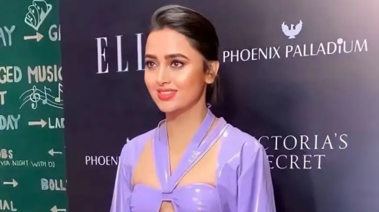 Tejasswi Prakash charms fans with her dressing style at Elle Carnival 2023