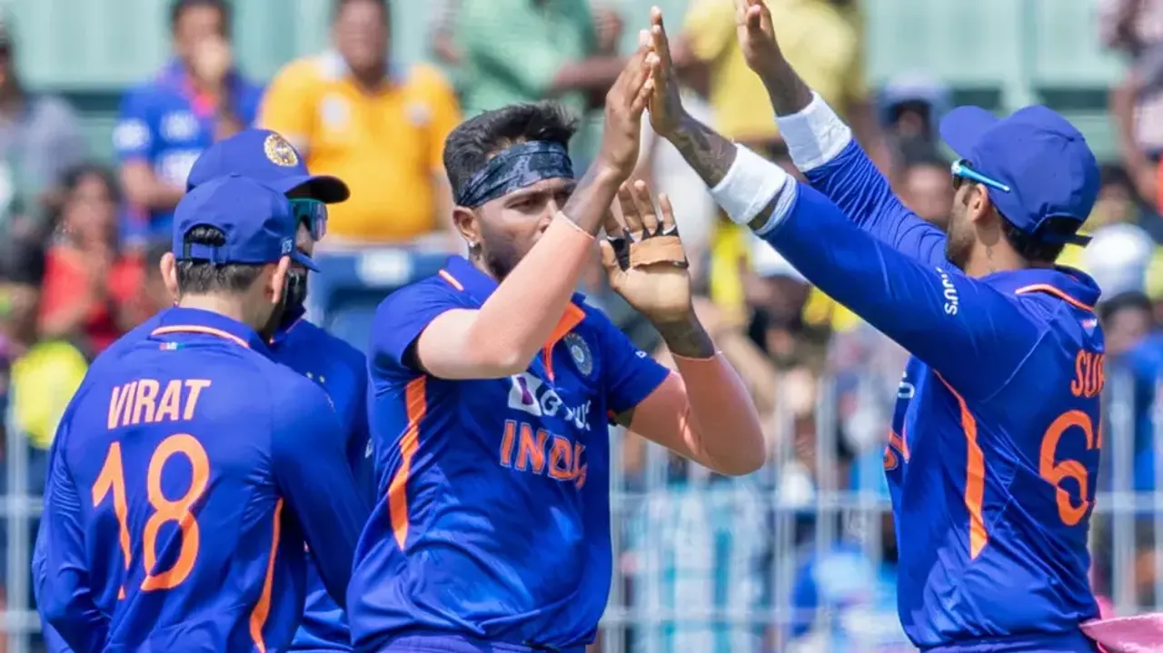3rd ODI: Hardik, Kuldeep take three wickets each as lower order batters carry Australia to 269