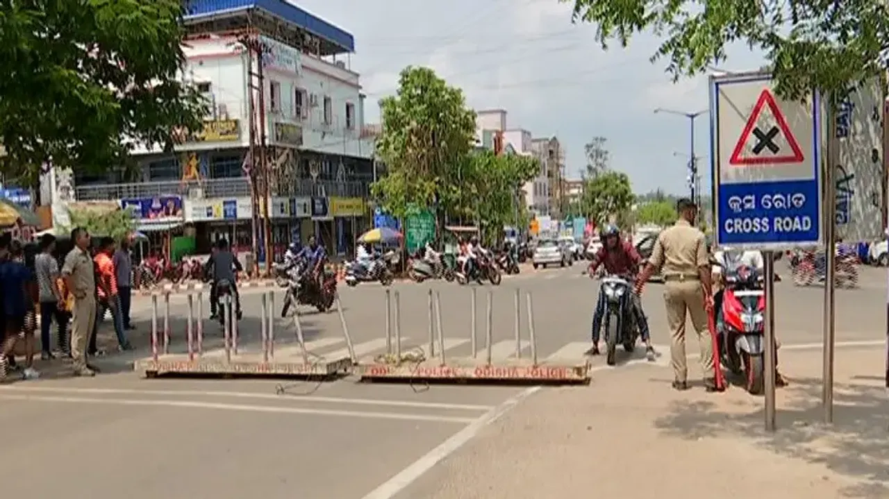 Road between Khandagiri and Udaygiri caves sealed