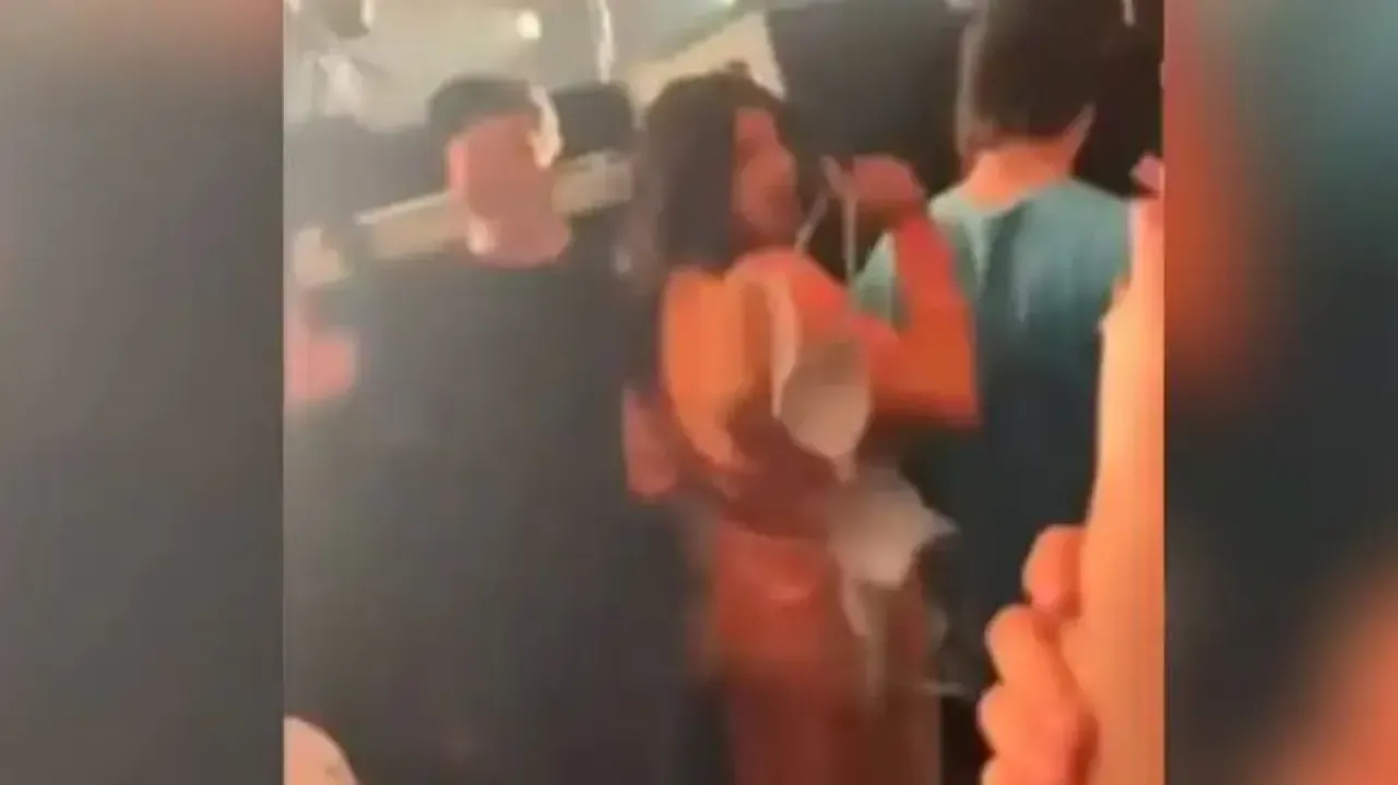 Female fan throws innerwear at Nick Jonas, wife Priyanka Chopra does the unimaginable – Watch