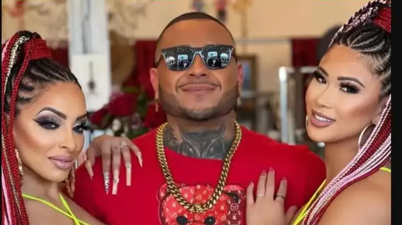 Woman brings home new girlfriend for husband to save their marriage