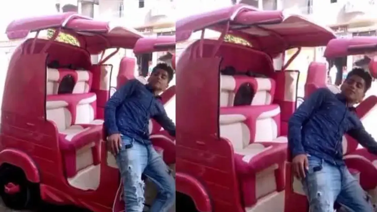 Modified auto-rickshaw gives illusion of luxurious convertible ‘Rolls Royce’