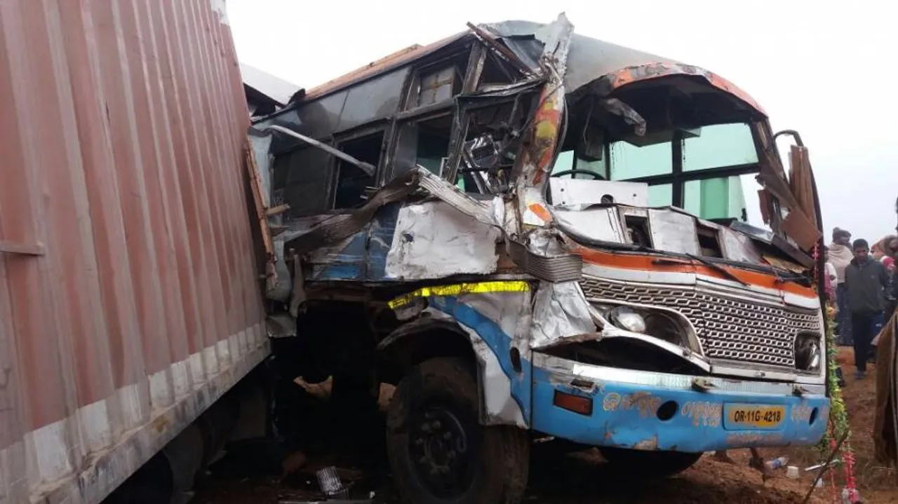 21 injured as bus collides with truck in Balasore