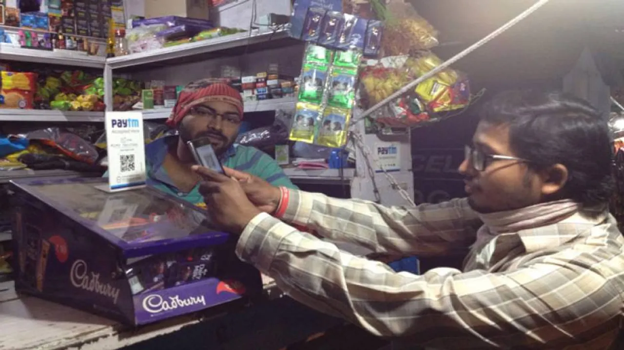 Variety store owner accepts payments via Paytm