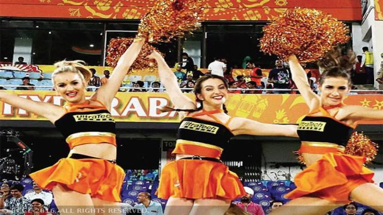 Record 360 mn conversations on Facebook this IPL season