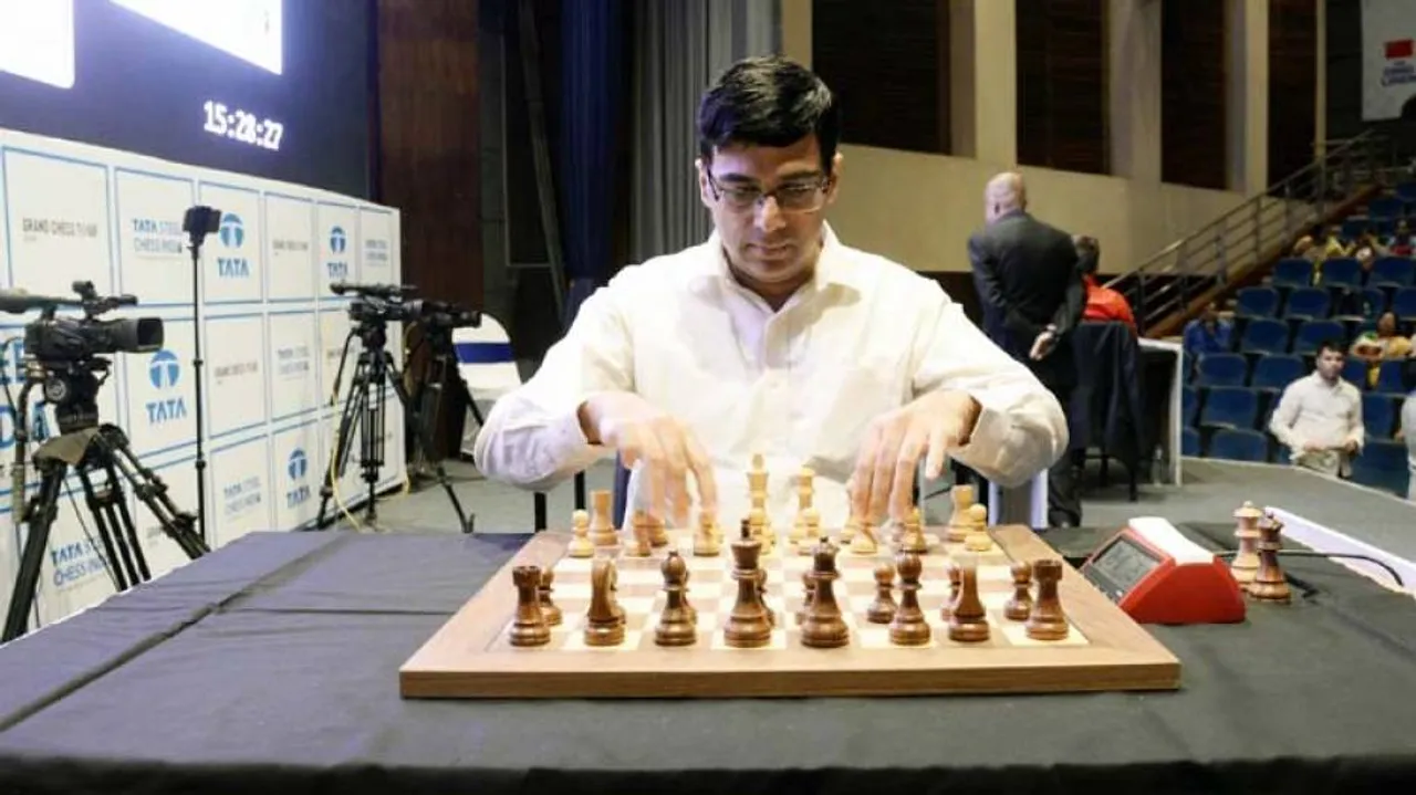 Anand crashes to fourth straight defeat in Legends of Chess tourney