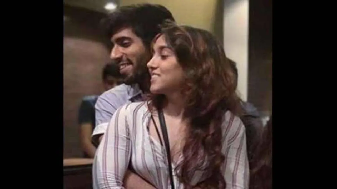 Aamir Khan's Daughter Posts Pic With Boyfriend With Confusing Caption