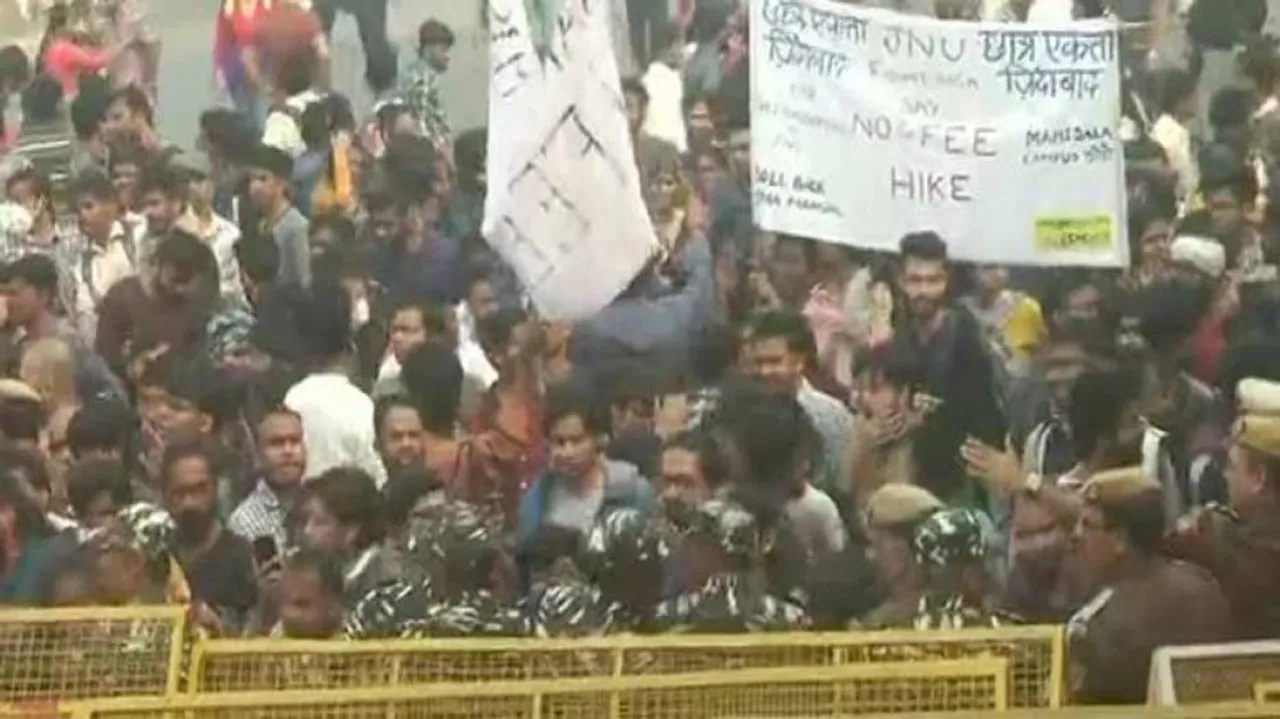 Students Stage Protest Outside JNU Over Fee Hike, Dress Code