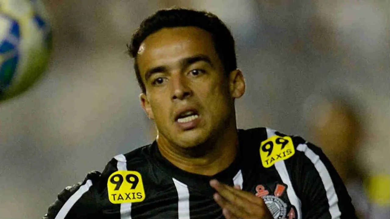 Cruzeiro chasing Tianjin Quanjian midfielder Jadson