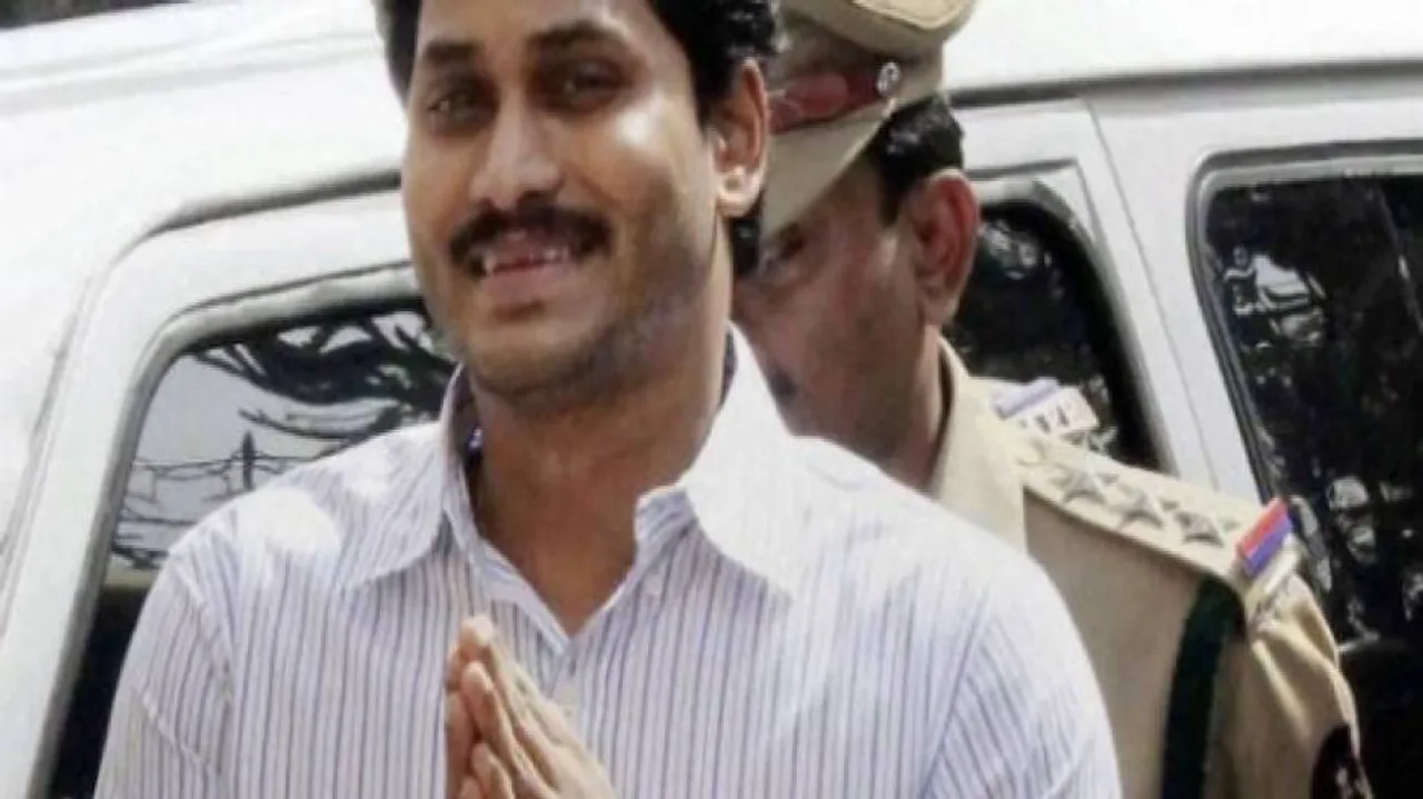 Jaganmohan Reddy, who sustained injury in knife attack, refuses to record statement