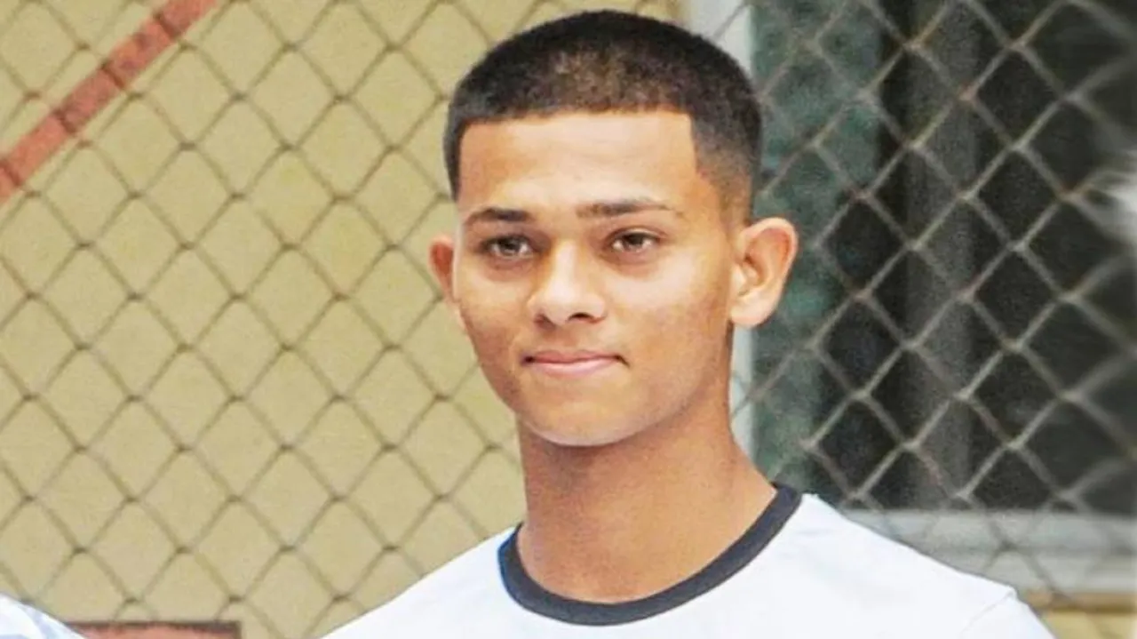 From Selling Panipuri To Multi-Crore IPL Deal: Yashasvi Jaiswal's Pursuit Of Happiness