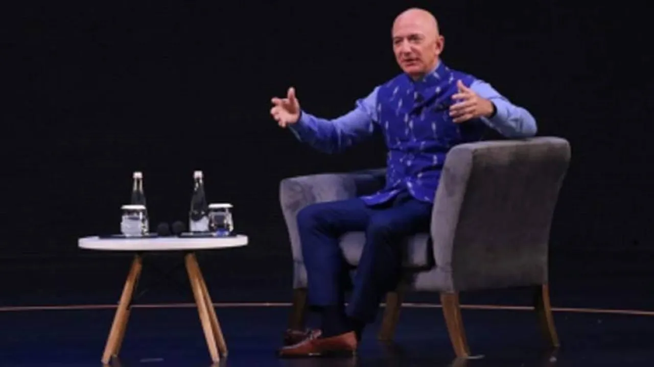 Jeff Bezos Sued By Girlfriend Lauren's Brother Over Defamation