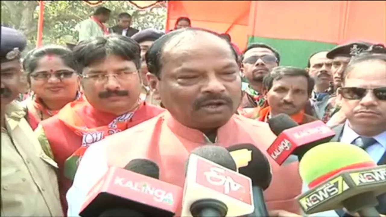 Naveen lacking required knowledge in Odia: Jharkhand CM