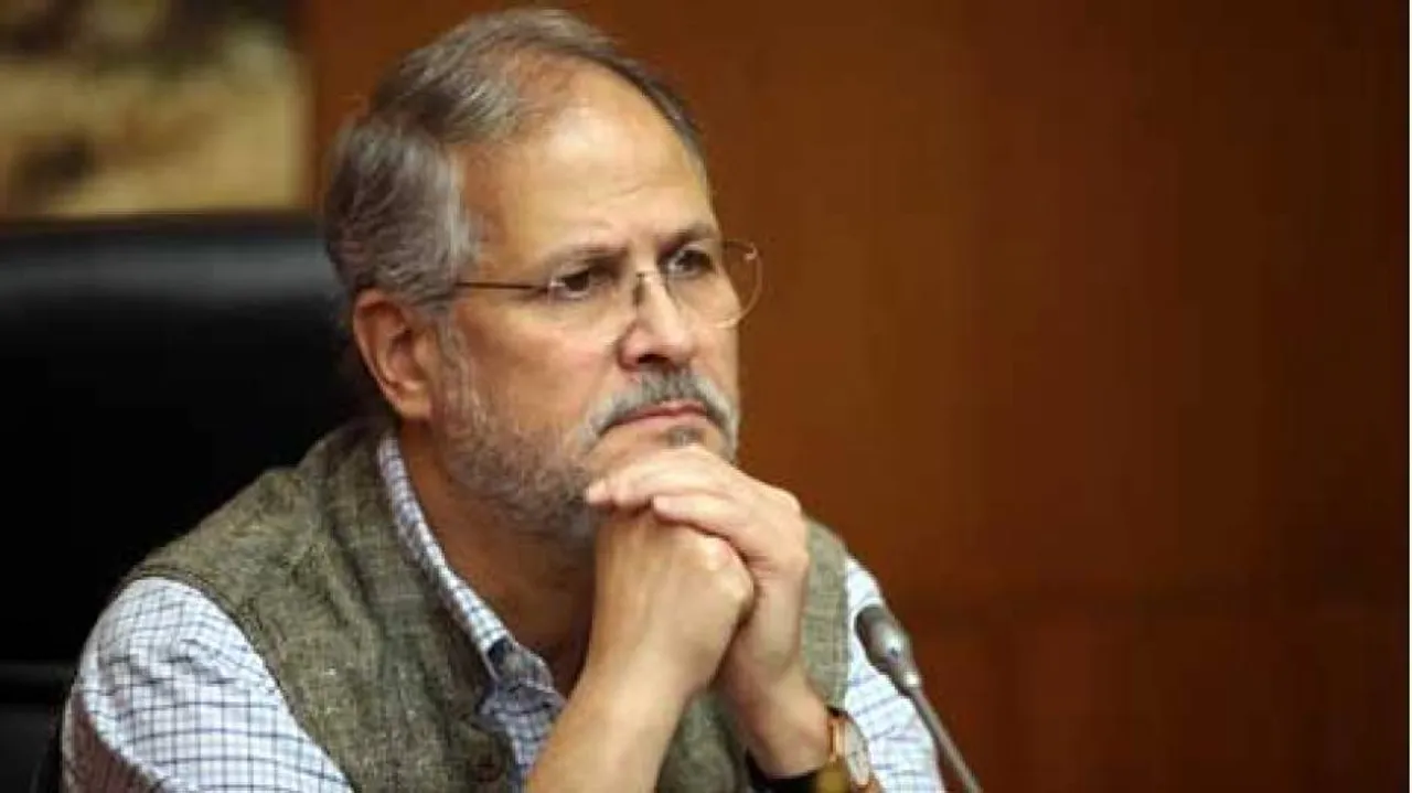Jung orders probe into Delhi jailbreak; MHA seeks report 