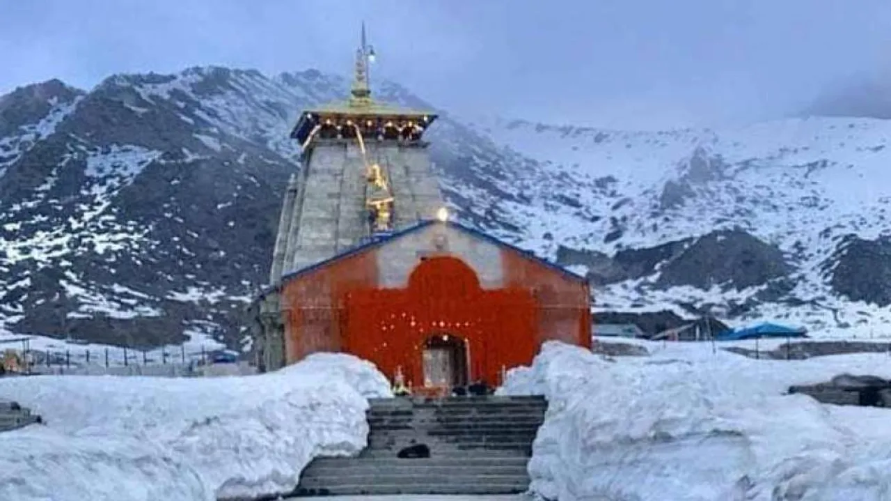 Kedarnath shrine reopens amid COVID-19 lockdown, no 'darshan' for pilgrims permitted