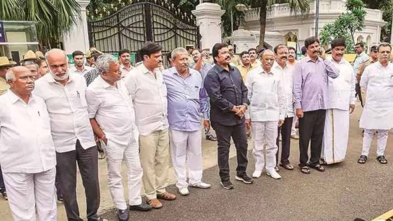 14 disqualified rebel Congress-JD(S) leaders move SC against disqualification