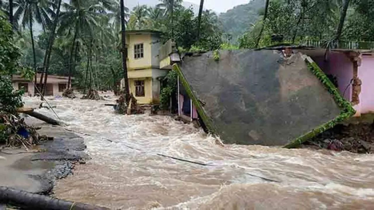 UAE businessman donates for Kerala flood relief