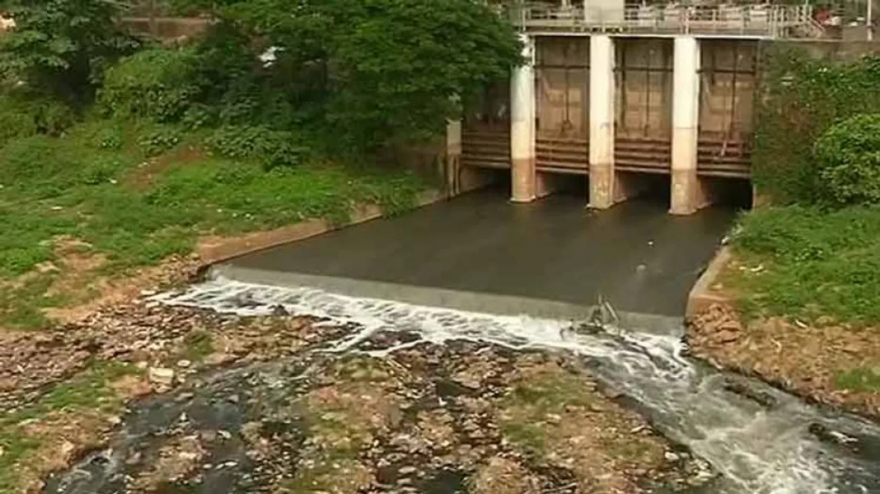 Polluted Waters Of Mahanadi, Kathajodi Raise Health Concerns