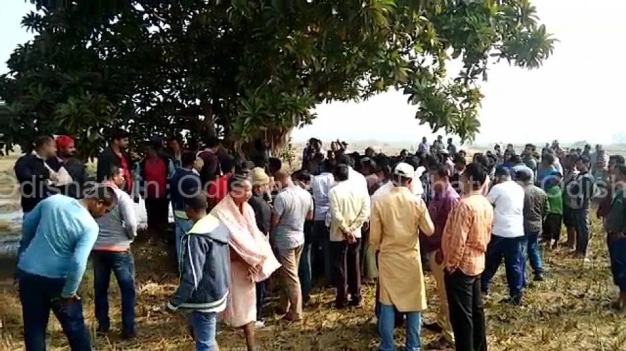 Body of ex-councillor of Khurda found hanging from tree