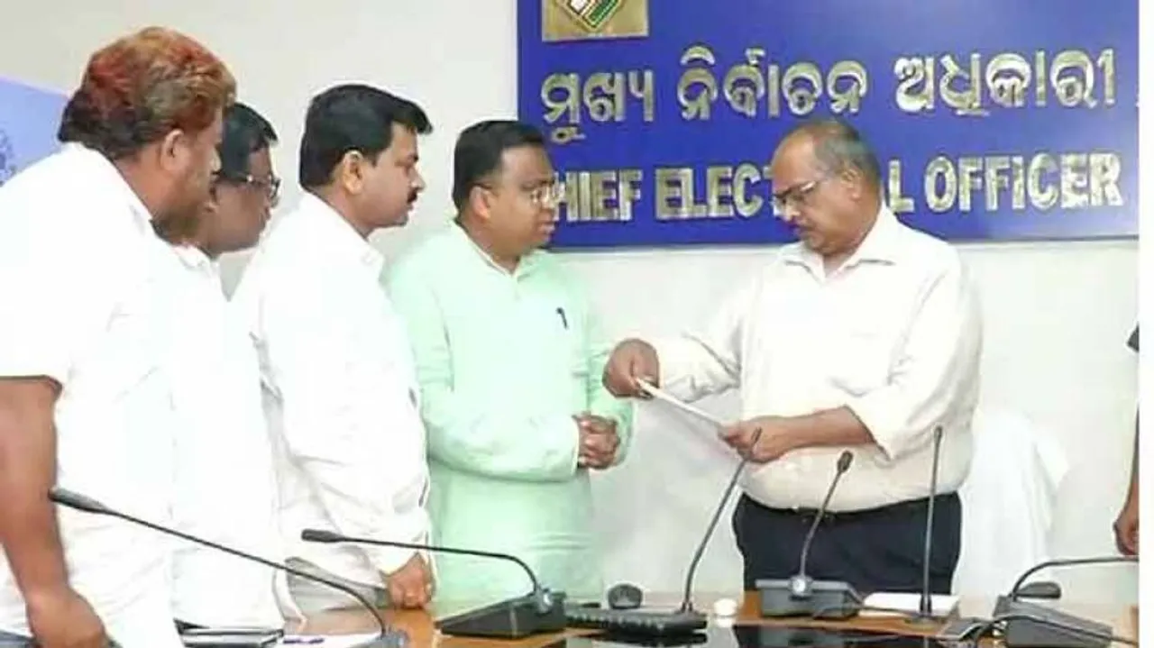 Intel report on safe seat for CM Naveen: Tug of war continues between BJD & BJP