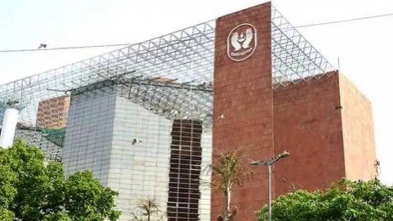 No Need To Repeal LIC Act For Divestment Of Stake: Experts