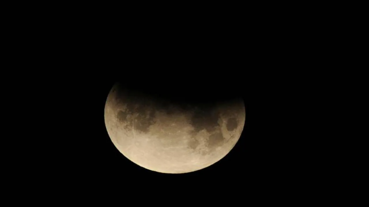 Rains, overcast sky mar lunar eclipse viewing