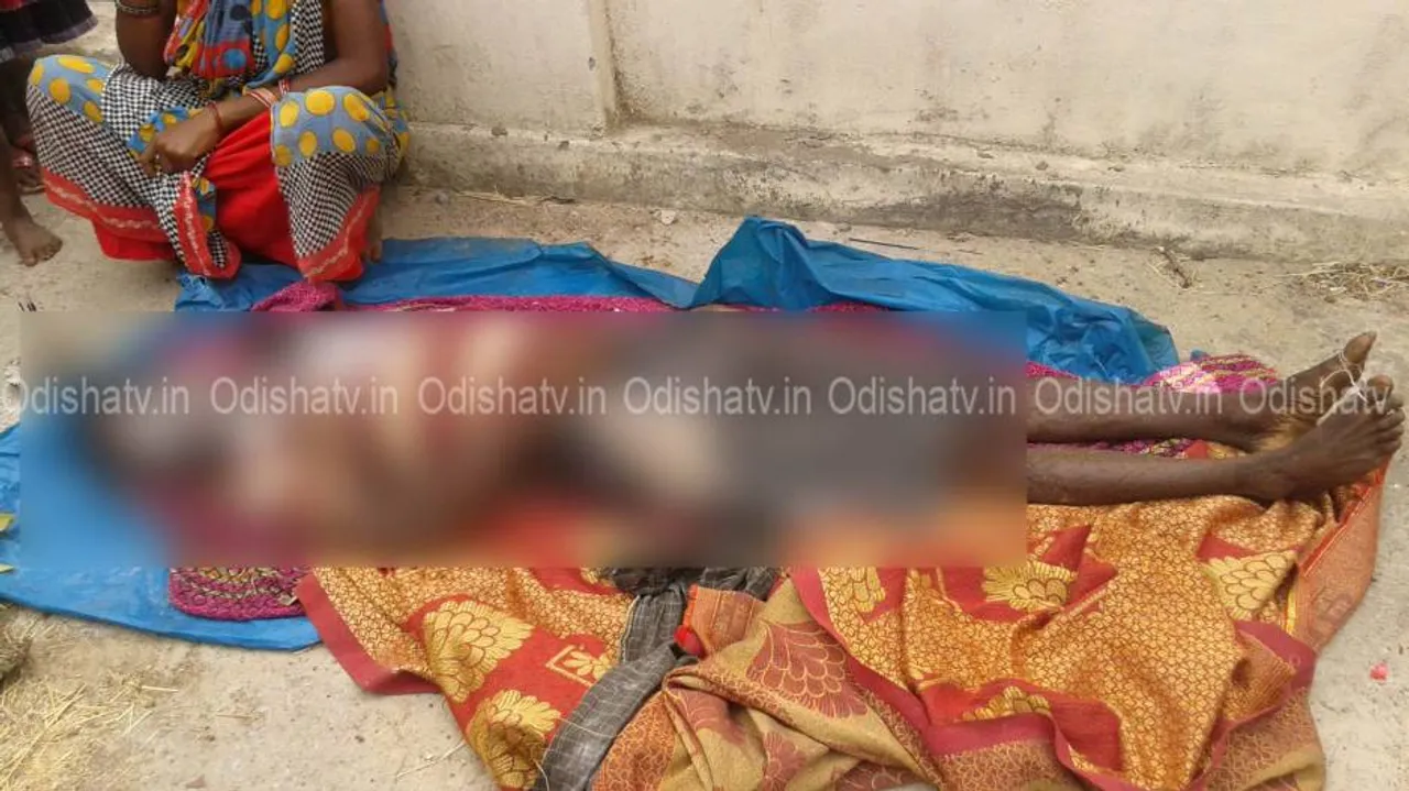 Village guard crushed to death with stones by Maoists