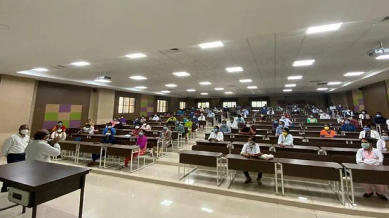 Odisha trains 500 MBBS students to treat COVID-19 patients