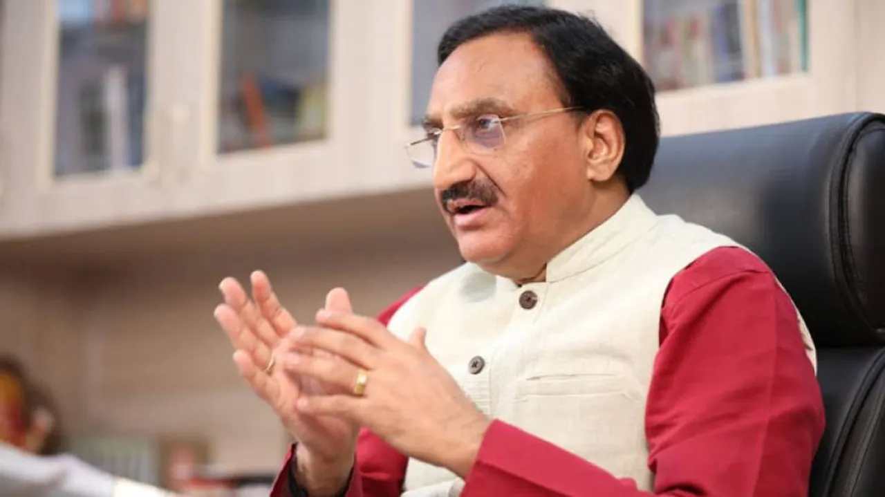 MHRD Holds Brainstorming Session On ‘Stay in India & Study In India’