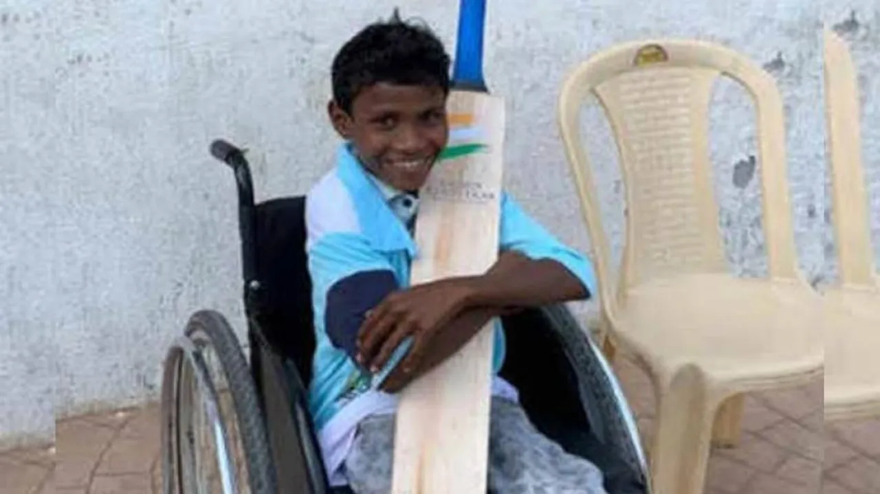 Tendulkar Gifts Cricket Kit To Specially-Abled Boy From Bastar
