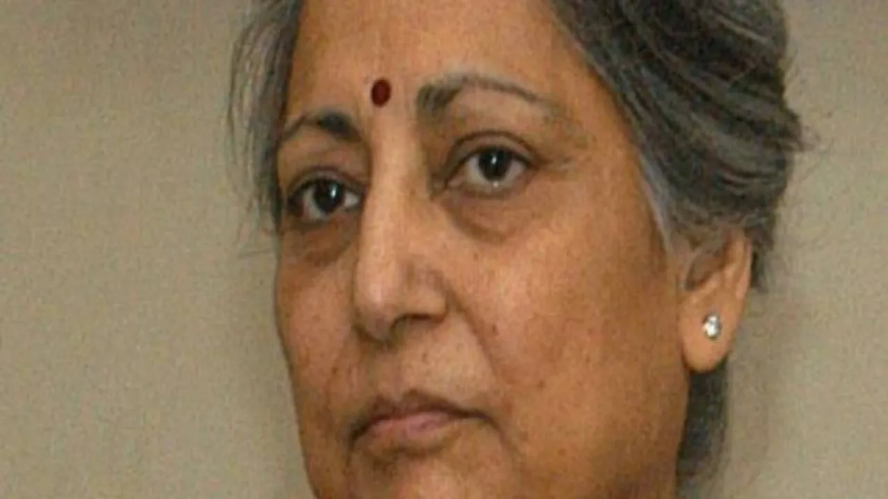 AAP founding member Madhuri quits party