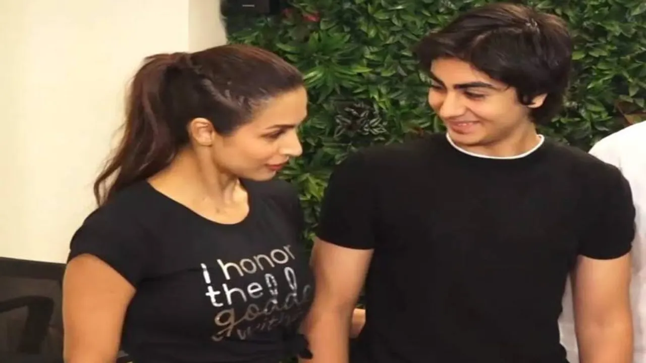 Malaika Arora Enjoys Special Evening Playing Cricket With Son Arhaan Khan and Dog Casper