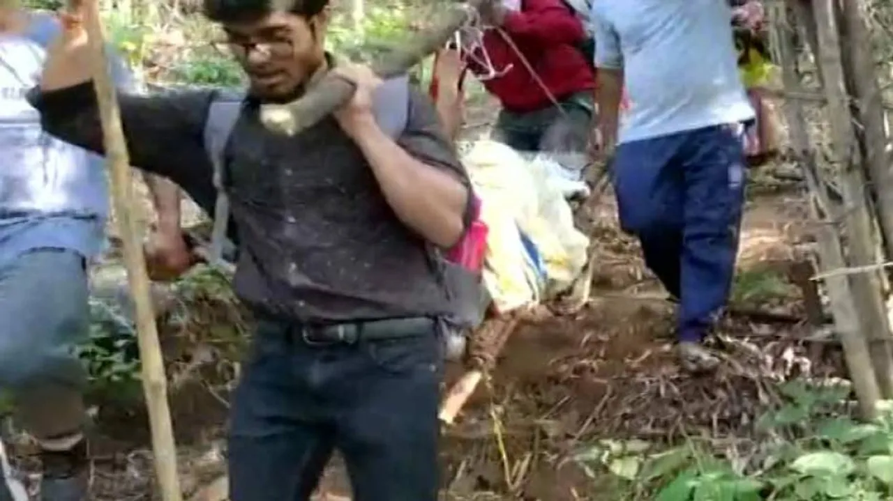 Doctor Turns Guardian Angel, Carries Pregnant Woman On Stretcher For 30 Km