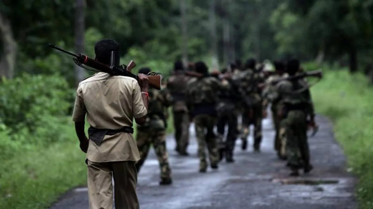 Maoist torch vehicles in Jharkhand's Bokaro