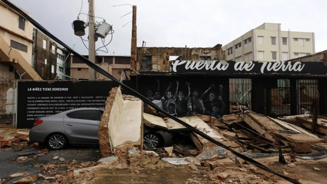 Hurricane Maria kills over 15 in Dominica Island
