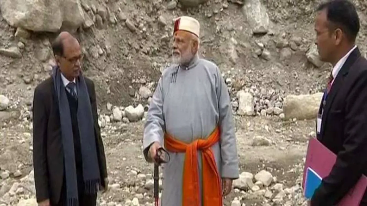 Modi in Kedarnath, to visit Badrinath on Sunday